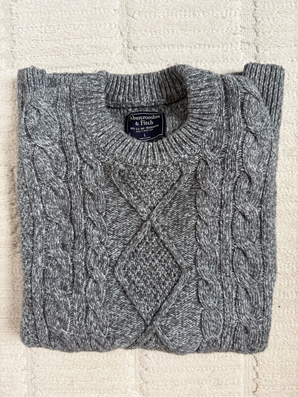 Abercrombie & Fitch Men's Heather Gray Cable Crewneck Sweater